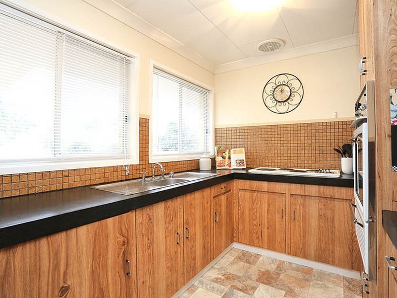 36 Union Street, Clare SA 5453