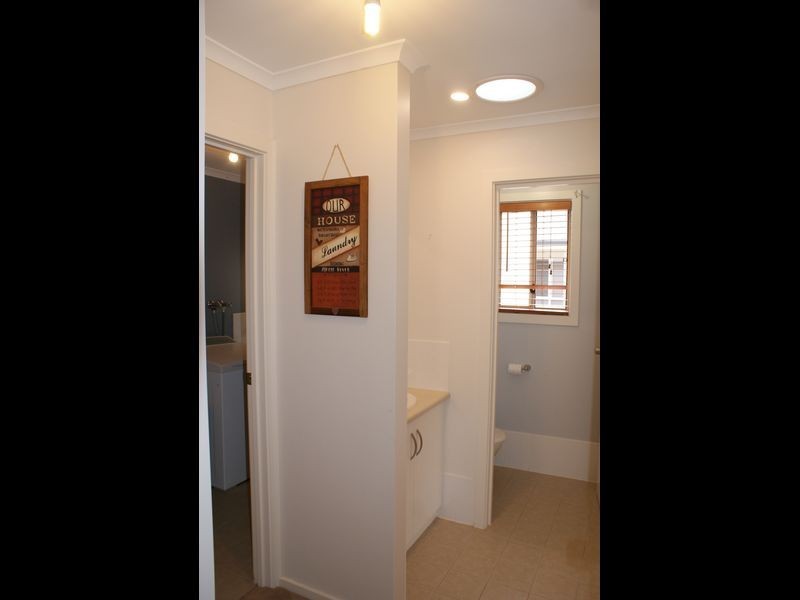 2d Opie Street, Clare SA 5453