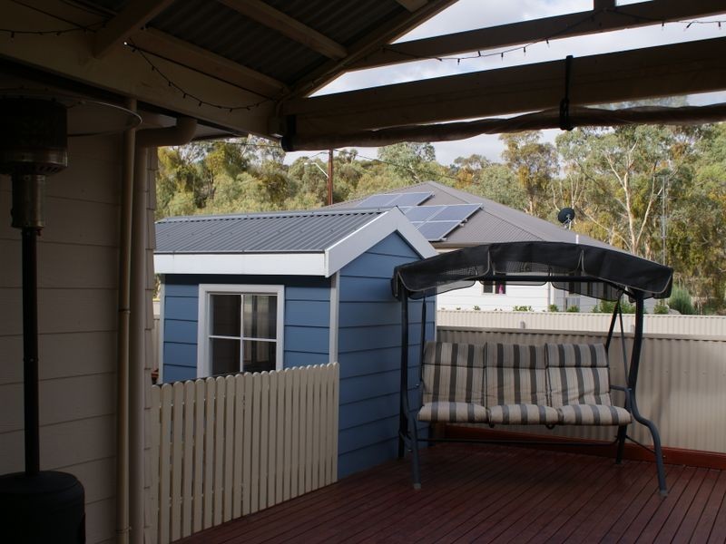 2d Opie Street, Clare SA 5453