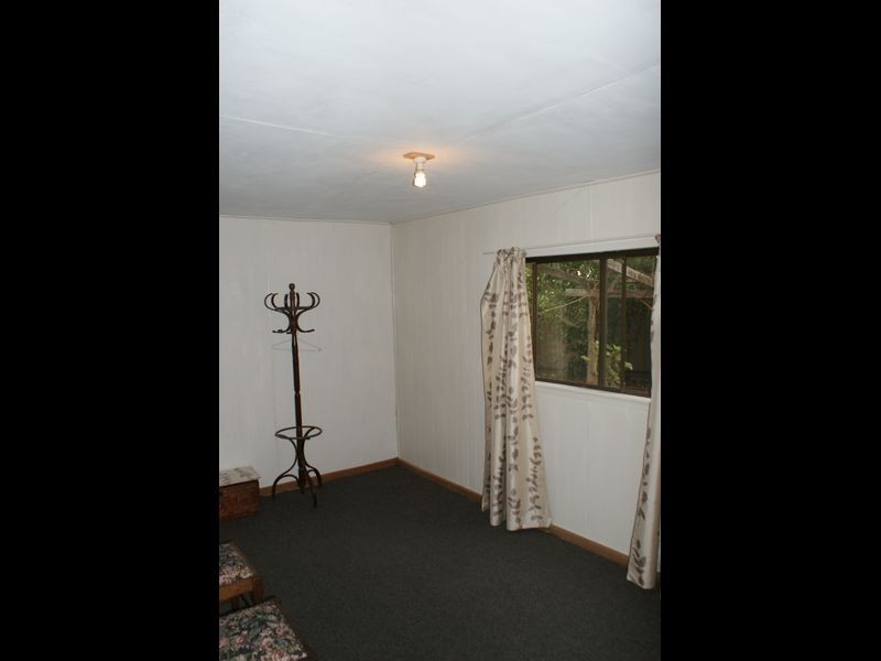 56 Victoria Road, Clare SA 5453