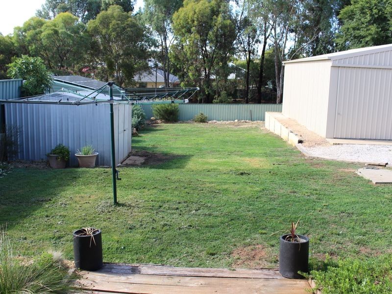 4 Kelly Street, Clare SA 5453