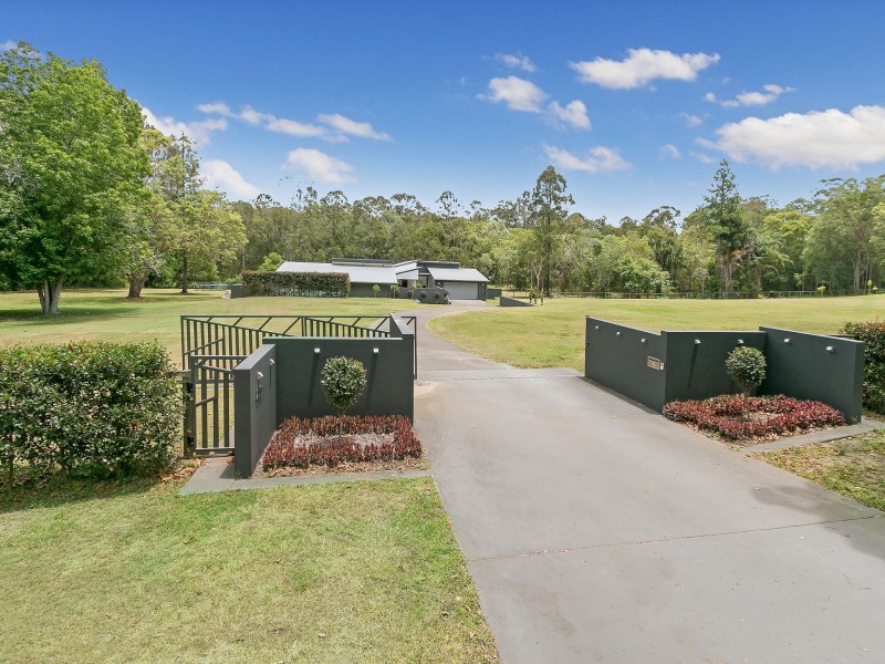 220 Tinney Road, Upper Caboolture QLD 4510