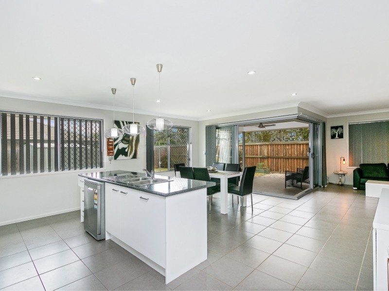 7 Coggins Street, Caboolture South QLD 4510