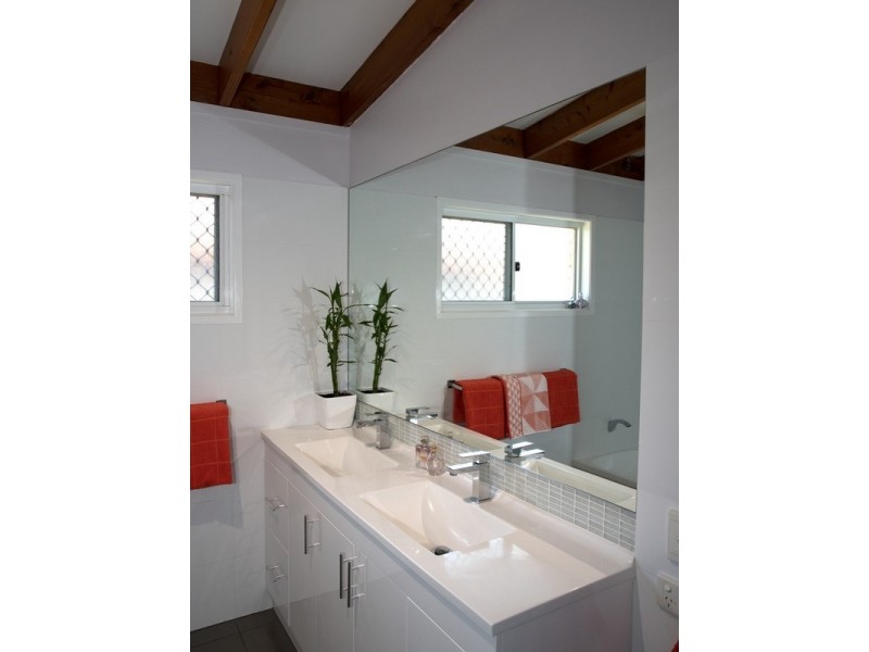 9 Coops Place, Joyner QLD 4500