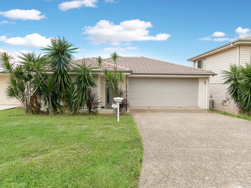 12 Duporth Crescent, Dakabin QLD 4503