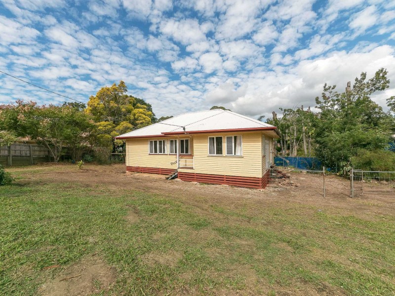 14 Mumford road, Narangba QLD 4504