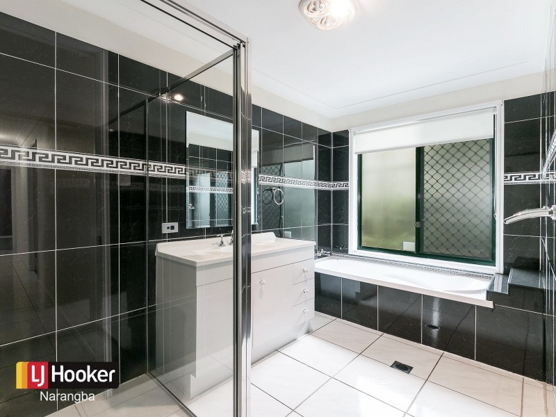 5 Mango Crescent, Narangba QLD 4504