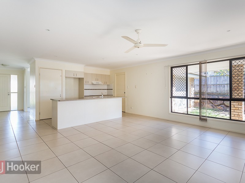 16 Lennon Boulevard, Narangba QLD 4504