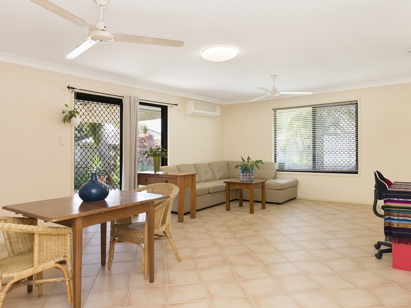 16 Windemere Avenue, Narangba QLD 4504