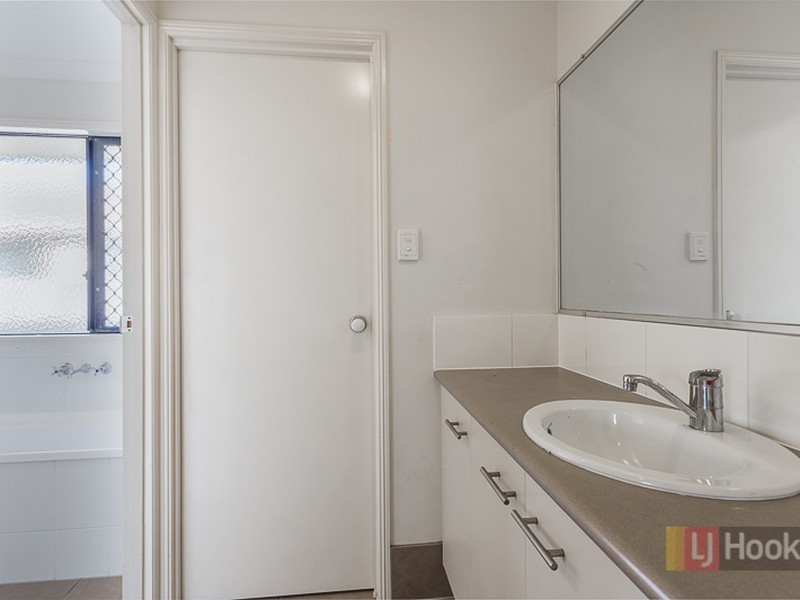 6 Riles Court, Caboolture QLD 4510