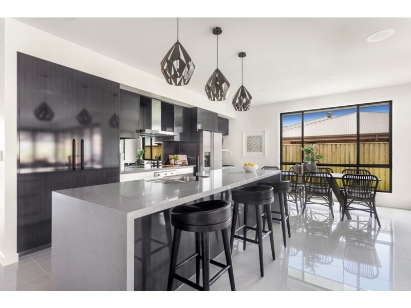 11 Premier Place, Narangba QLD 4504