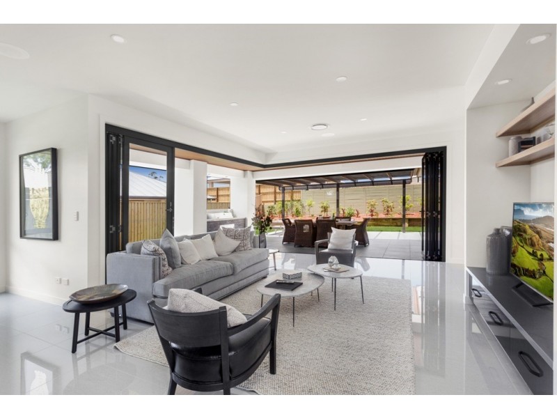 11 Premier Place, Narangba QLD 4504