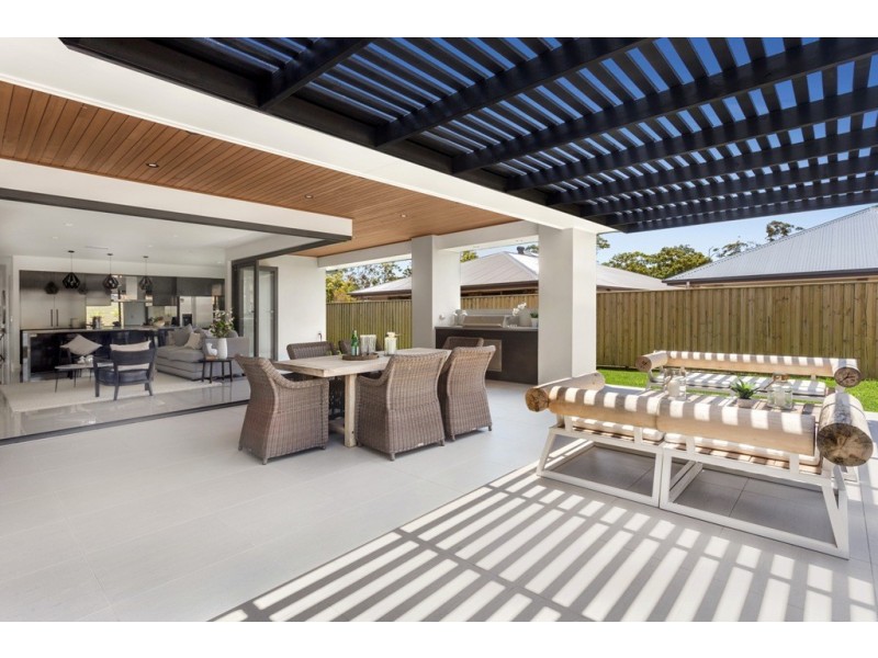 11 Premier Place, Narangba QLD 4504