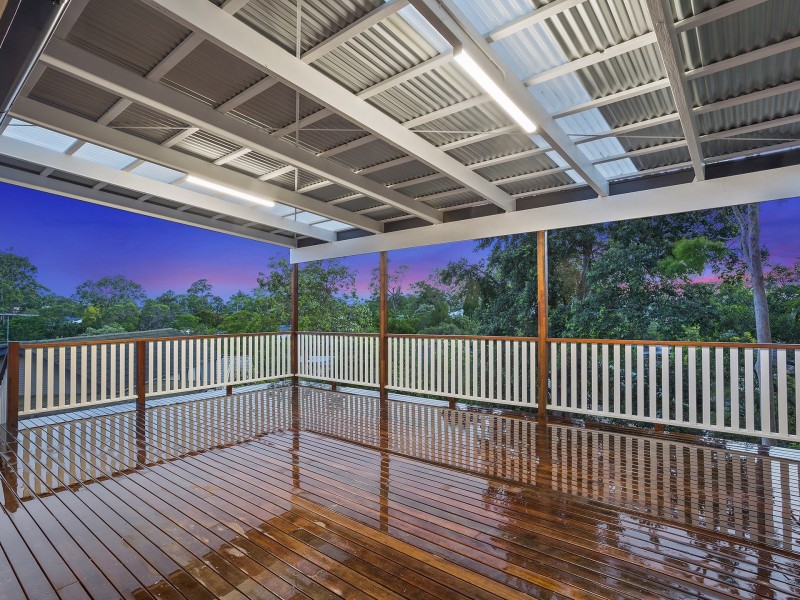5 Tabulam Drive, Ferny Hills QLD 4055
