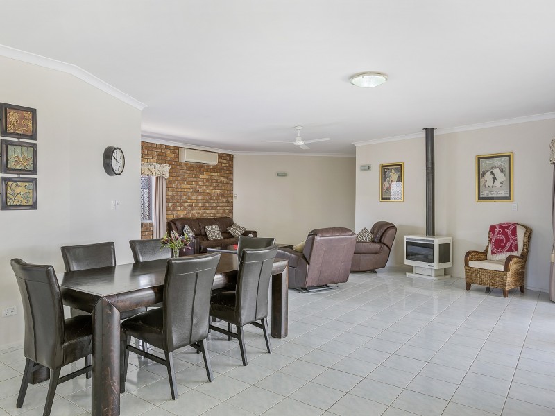 13 Jambola Court, Narangba QLD 4504