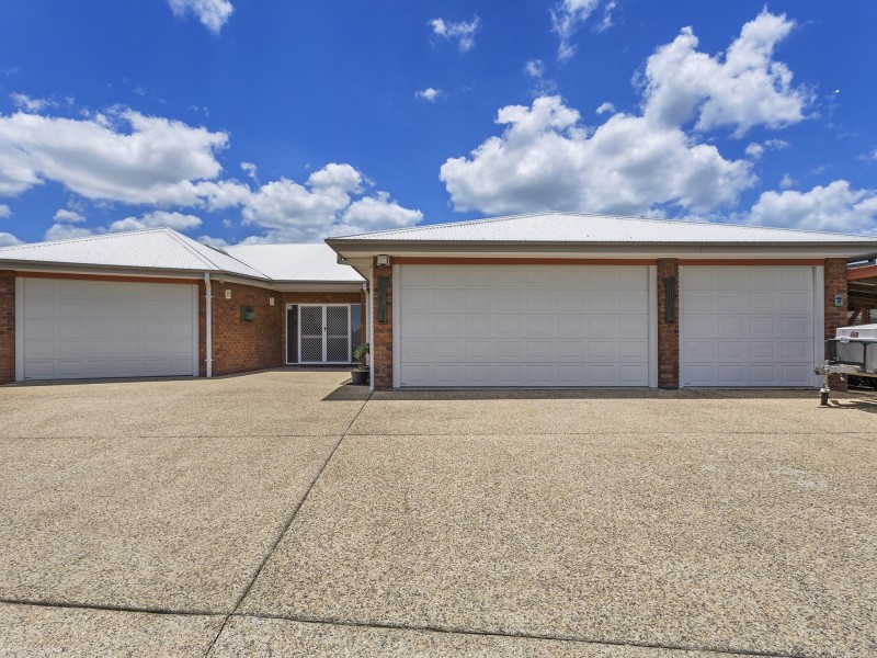 13 Jambola Court, Narangba QLD 4504