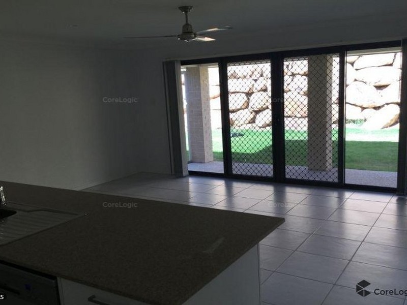 77 Sandalwood Crescent, Griffin QLD 4503