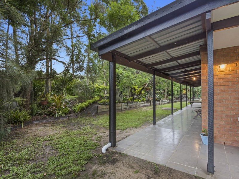 9 Branch Creek Road, Clear Mountain QLD 4500