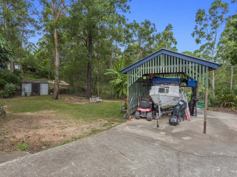 9 Branch Creek Road, Clear Mountain QLD 4500