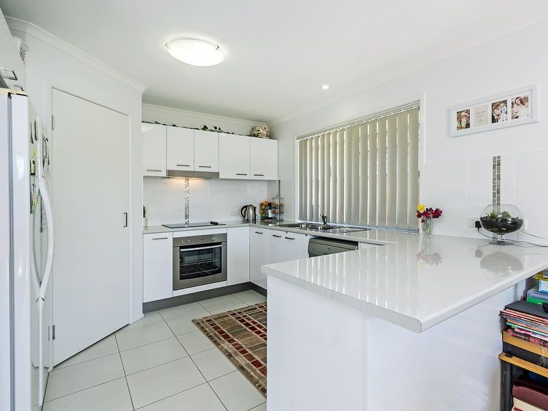 17 Grace Crescent, Narangba QLD 4504