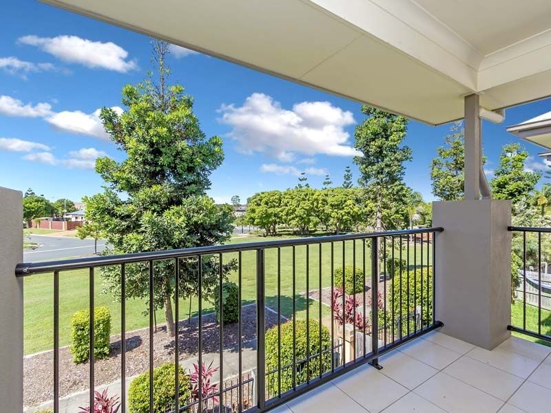 8 Moorhen Lane, North Lakes QLD 4509