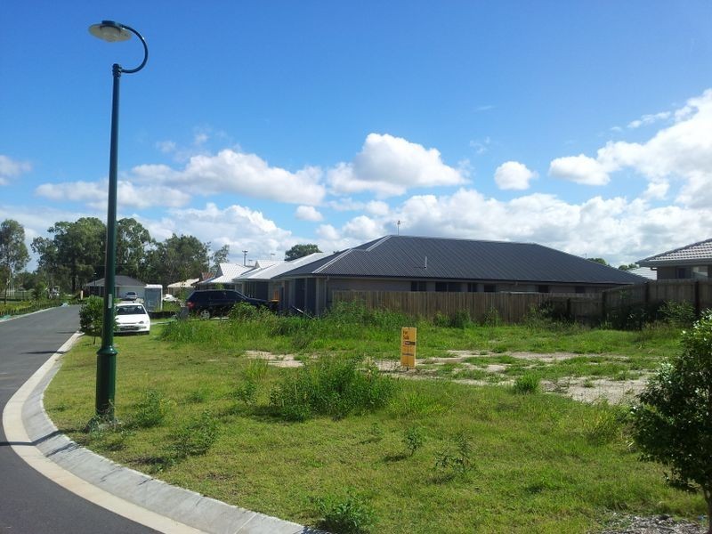 Rothwell QLD 4022