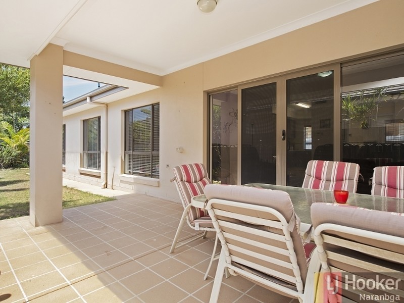 8 Thomson Close, North Lakes QLD 4509