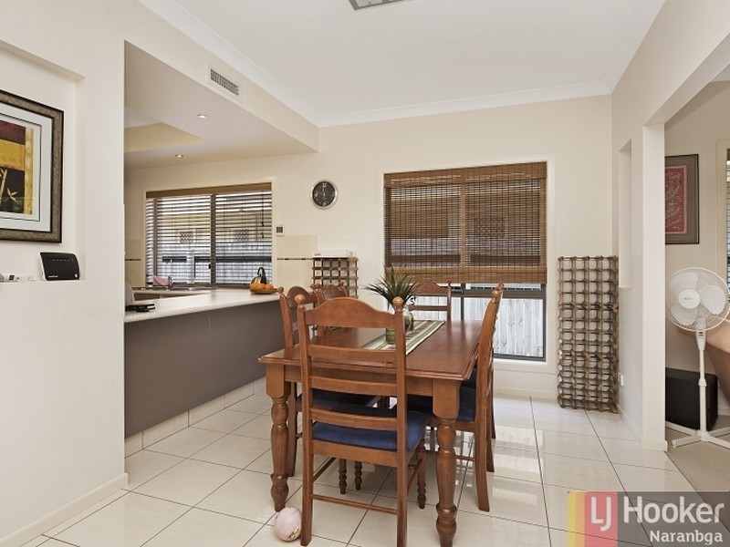 8 Thomson Close, North Lakes QLD 4509