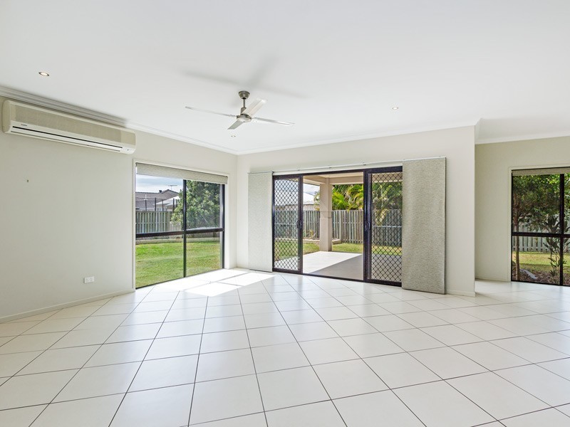 16 Moorhen Court, Narangba QLD 4504