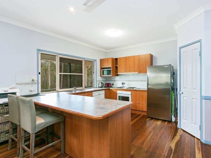 92 Parklands Court, Kurwongbah QLD 4503