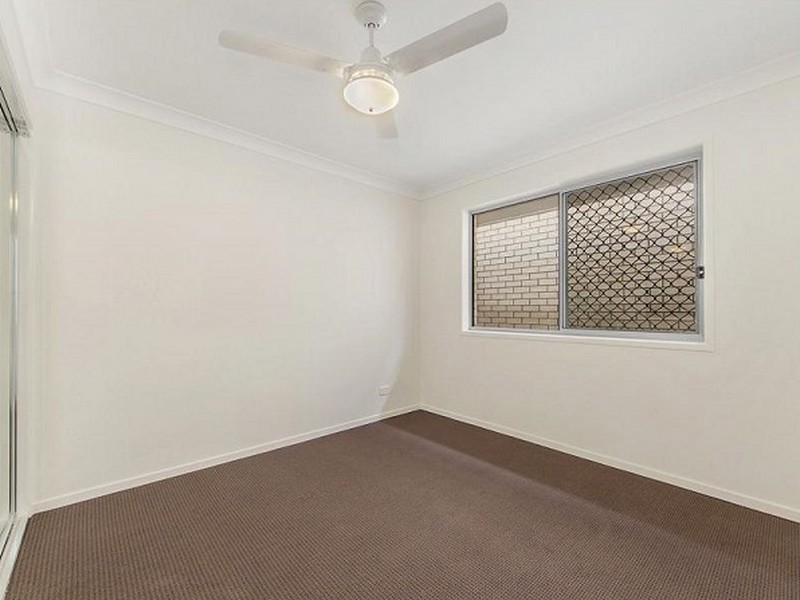 18 Python Street, Dakabin QLD 4503