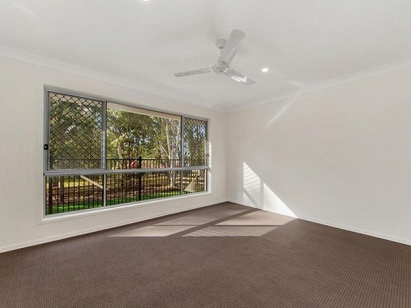 18 Python Street, Dakabin QLD 4503