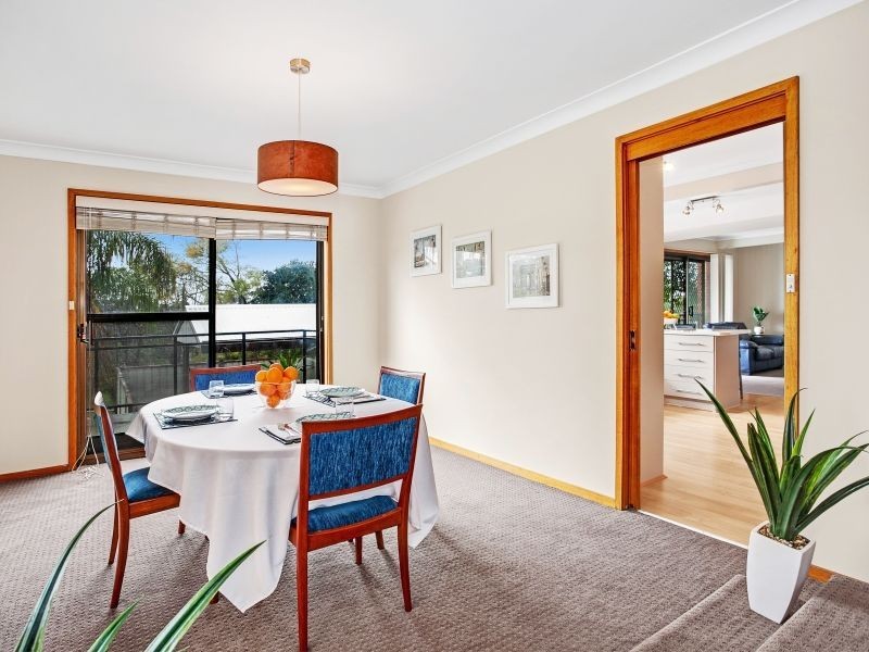 11 Spring Street, Mount Keira NSW 2500