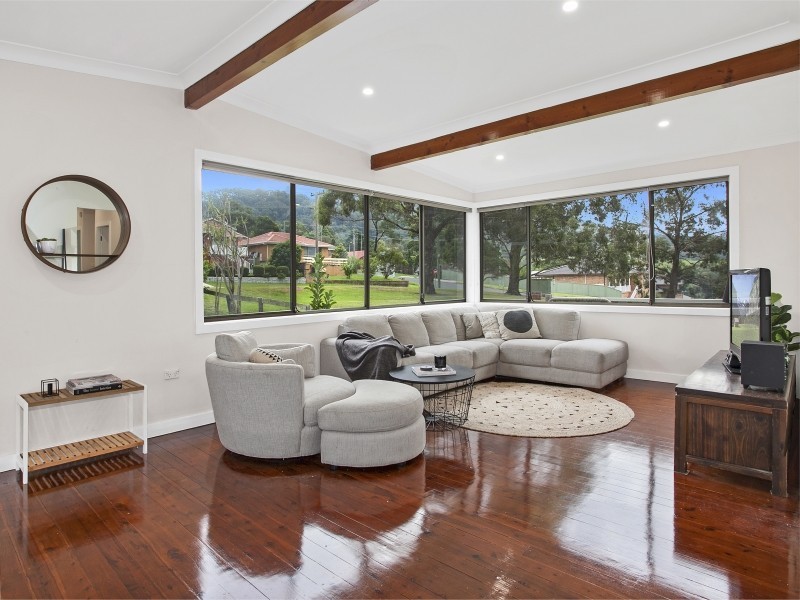 1 Gerard Avenue, Farmborough Heights NSW 2526