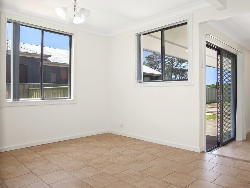 25 Korrongulla Crescent, Primbee NSW 2502