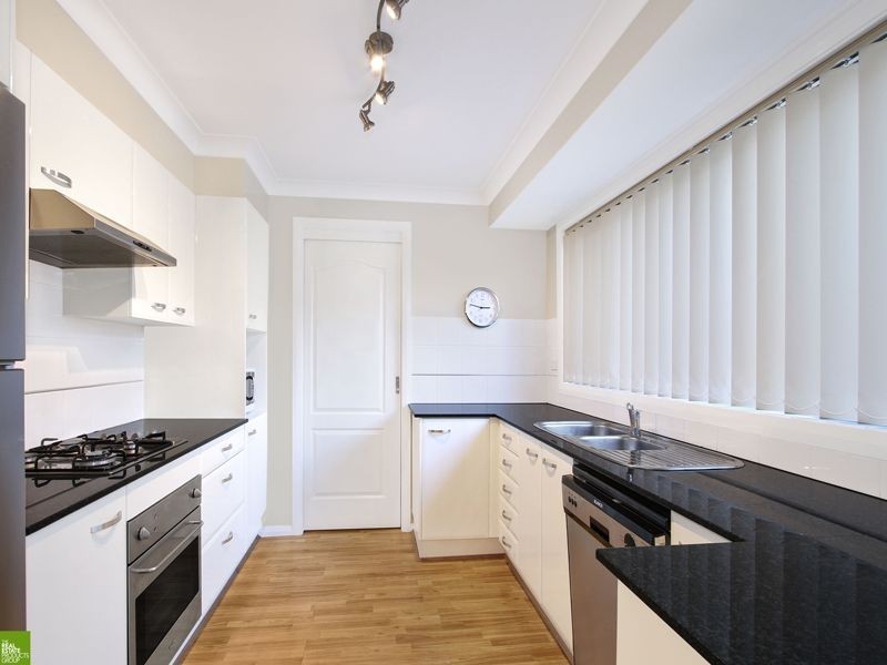 4/21 John Street, Balgownie NSW 2519