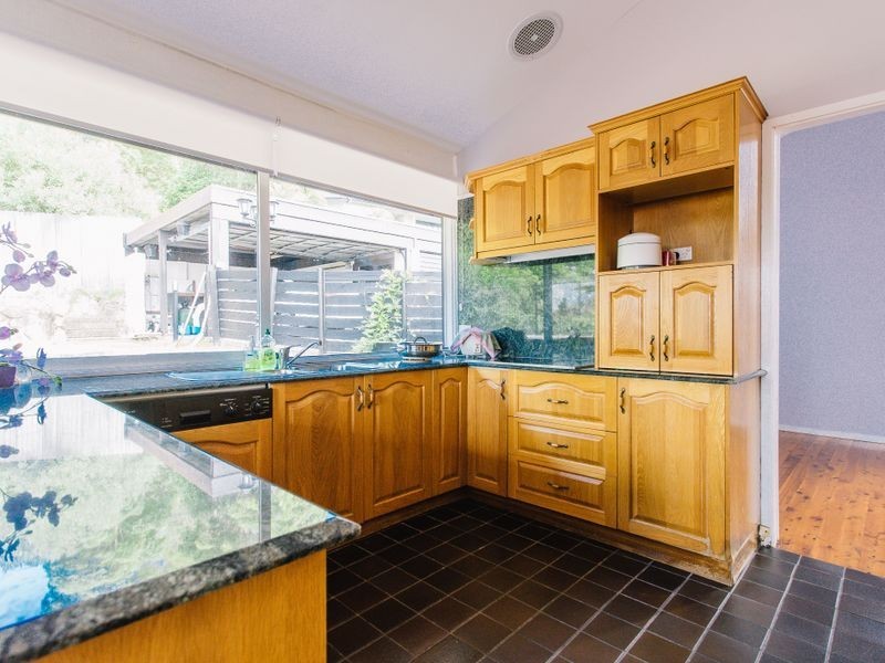 21 Springfield Avenue, Figtree NSW 2525