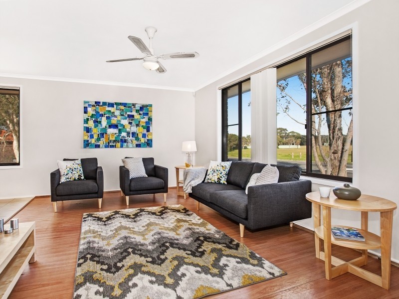 1 Parkdale Avenue, Horsley NSW 2530