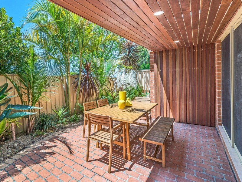 9/6 Kembla Street, Balgownie NSW 2519