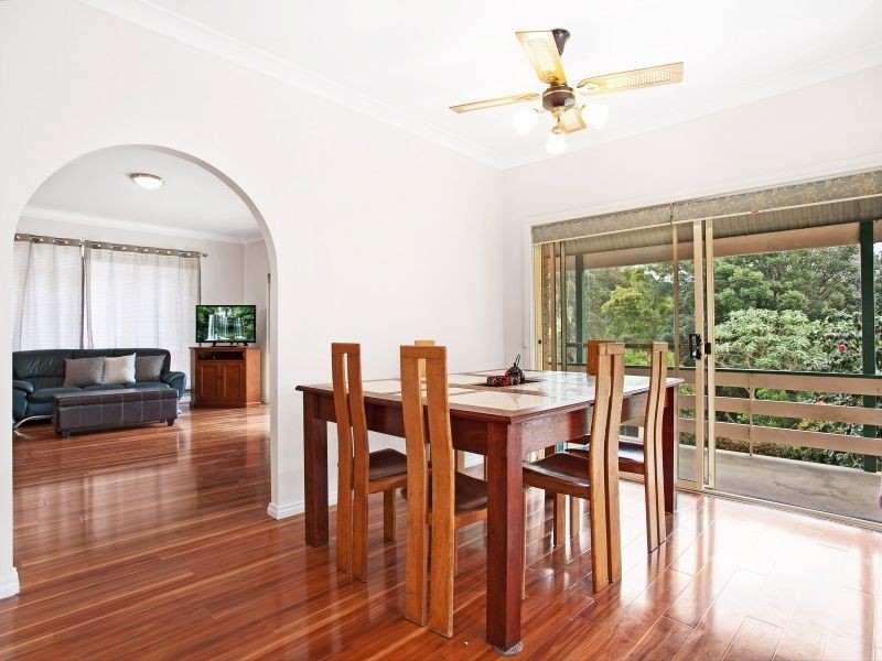 50 Yates Avenue, Mount Keira NSW 2500