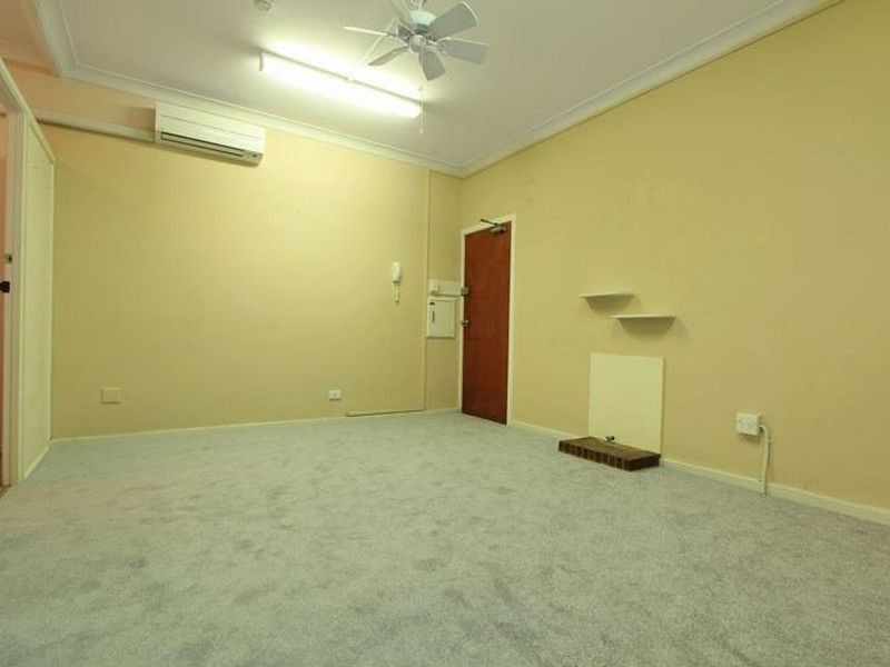 Unit 2/387 Crown Street, Wollongong NSW 2500