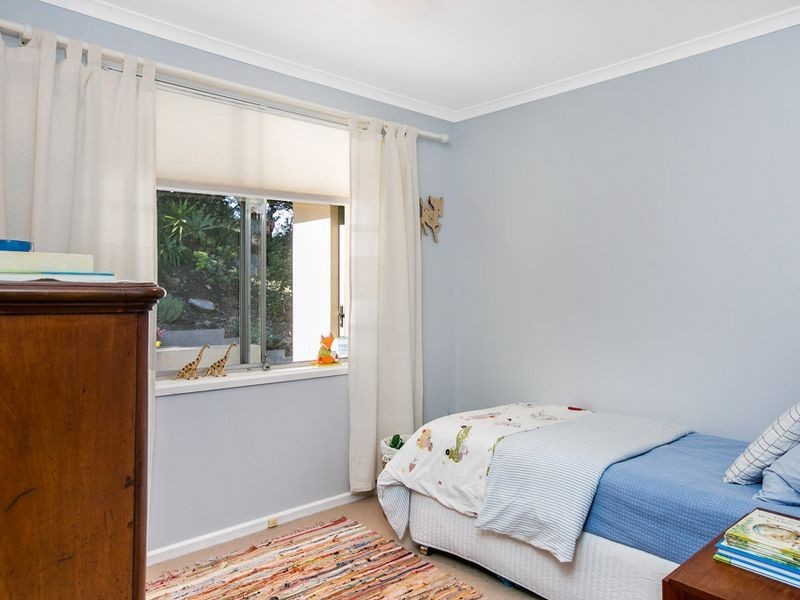 2 Medway Drive, Mount Keira NSW 2500