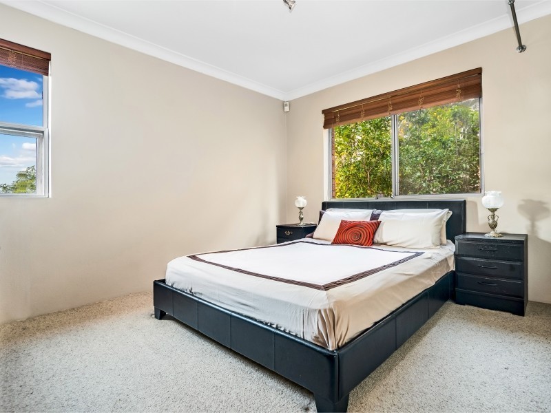 4/11 Zelang Avenue, Figtree NSW 2525