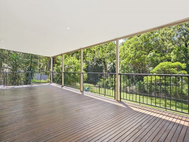 18 Woodlands Place, Figtree NSW 2525