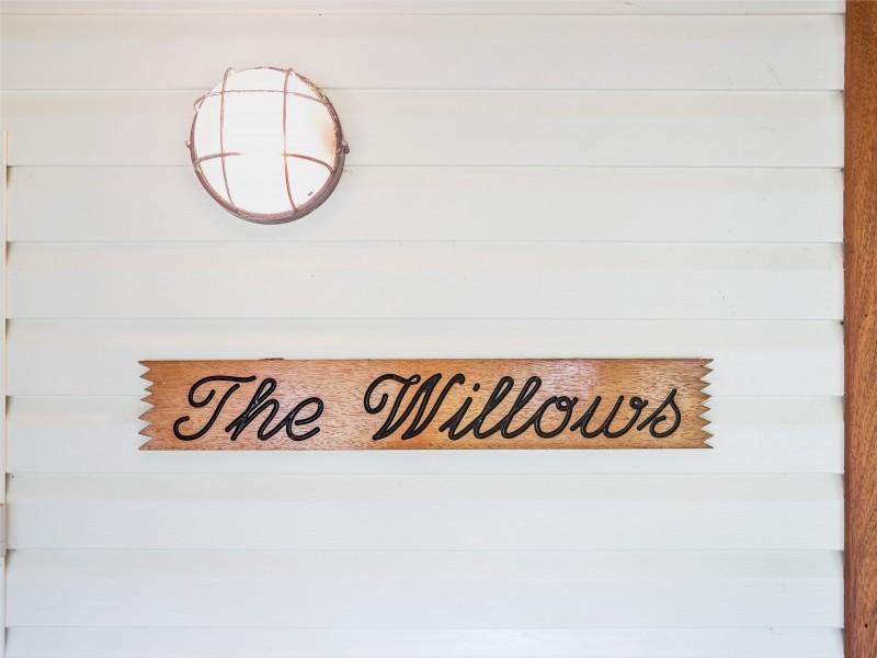 1 Kirkwood Place, Mount Kembla NSW 2526