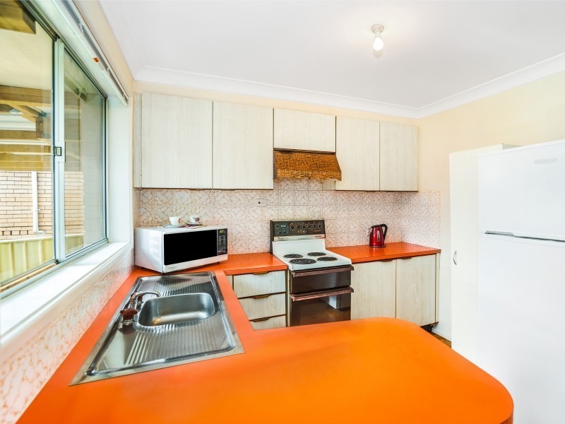 36 Edmund Avenue, Figtree NSW 2525