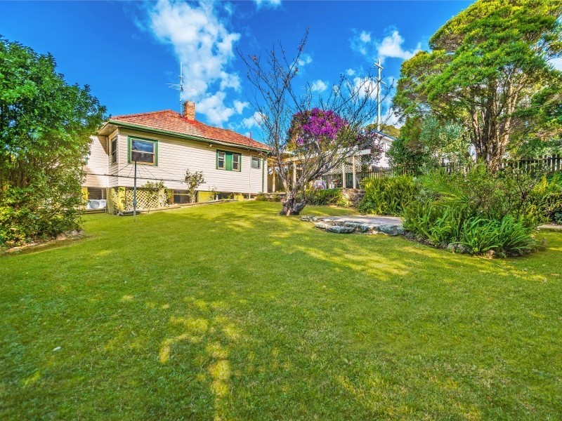 45 Hillcrest Avenue, Woonona NSW 2517
