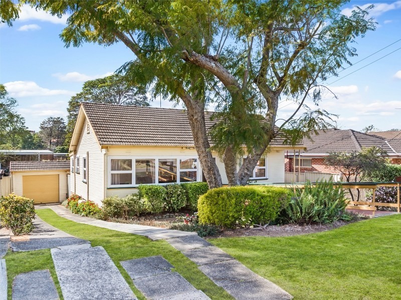 15 Karbo Street, Figtree NSW 2525