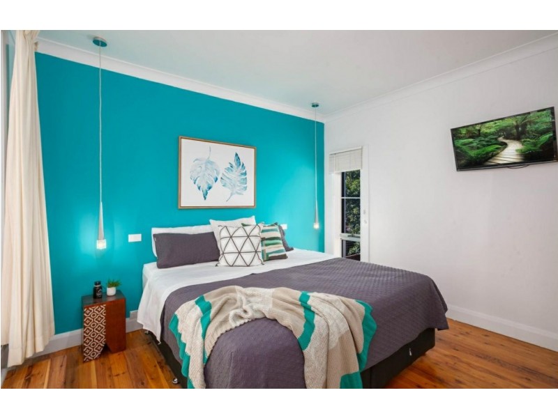 102 Bellevue Road, Figtree NSW 2525