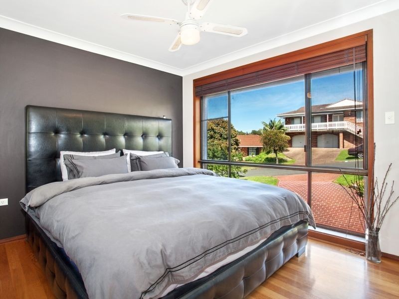 3 Murrogun Crescent, Cordeaux Heights NSW 2526